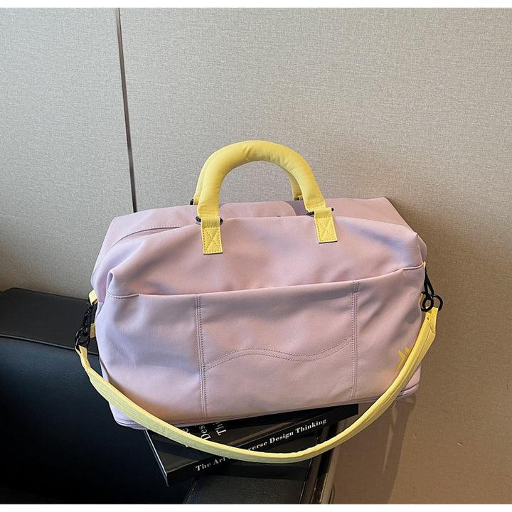 Elegant og romslig reisetaske med robust design Skanto