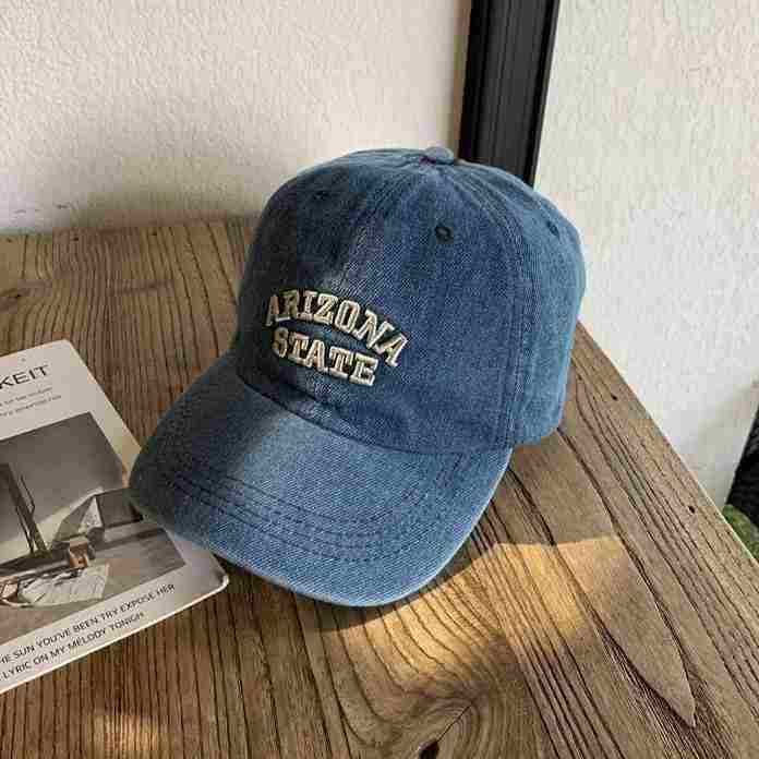 Unisex Vintage-Inspirert Brodert Denim Caps Skanto