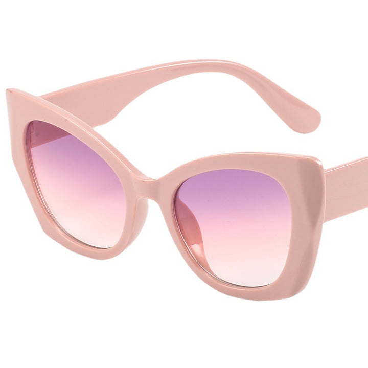 Dame Modische Cat-Eye Solbrille med elegant design Skanto