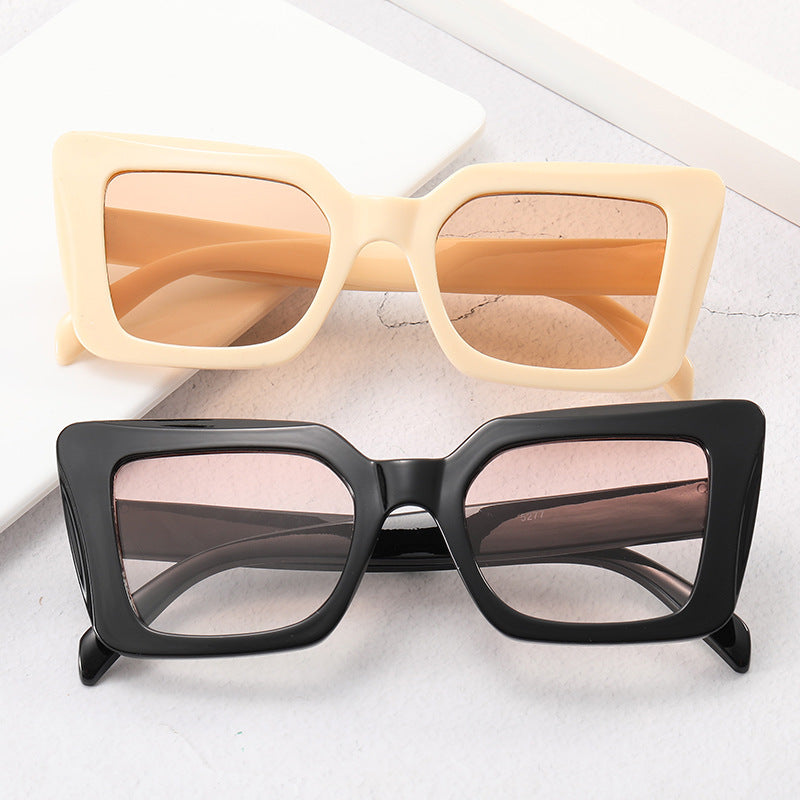 Dame firkantet solbrille med minimalistisk design Skanto