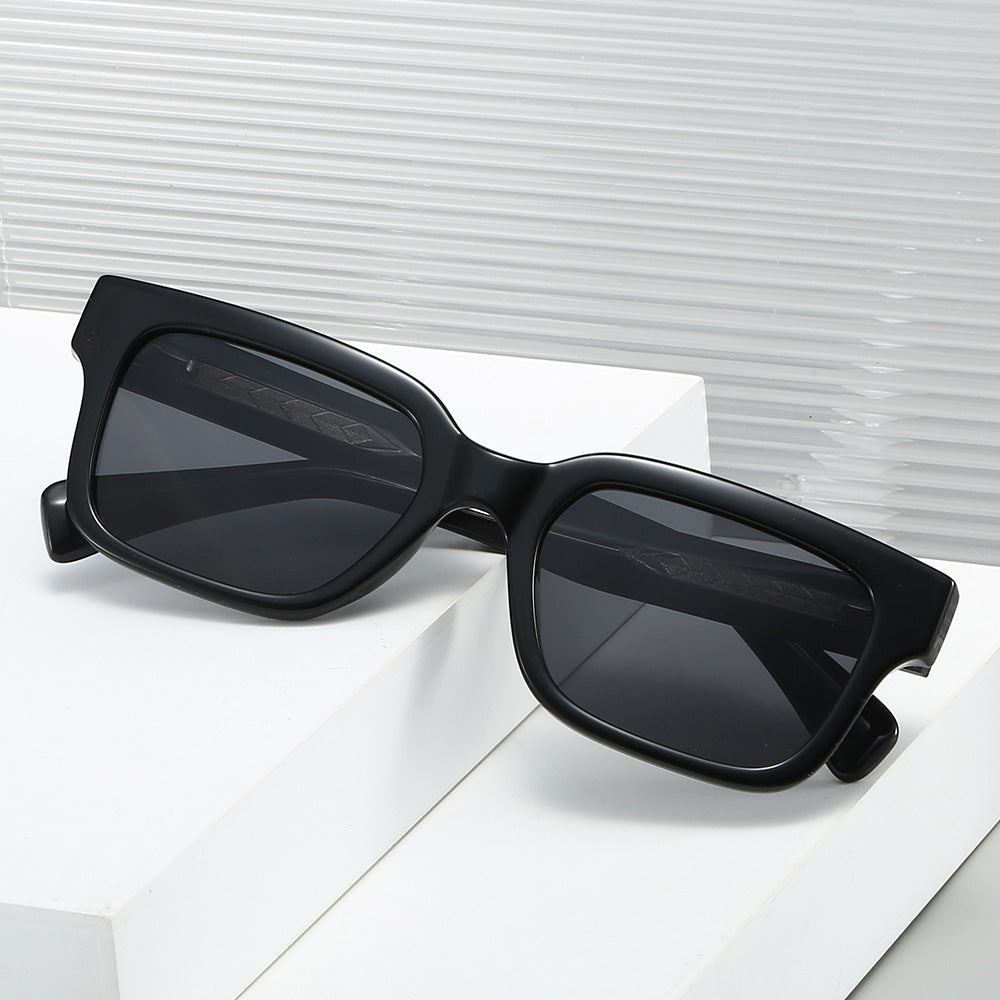 Damer trendy firkantet solbrille Skanto