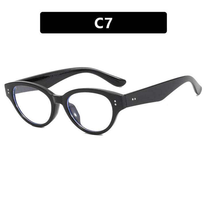 Women's stylish Cat-Eye glasses with elegant plastic frame Skanto