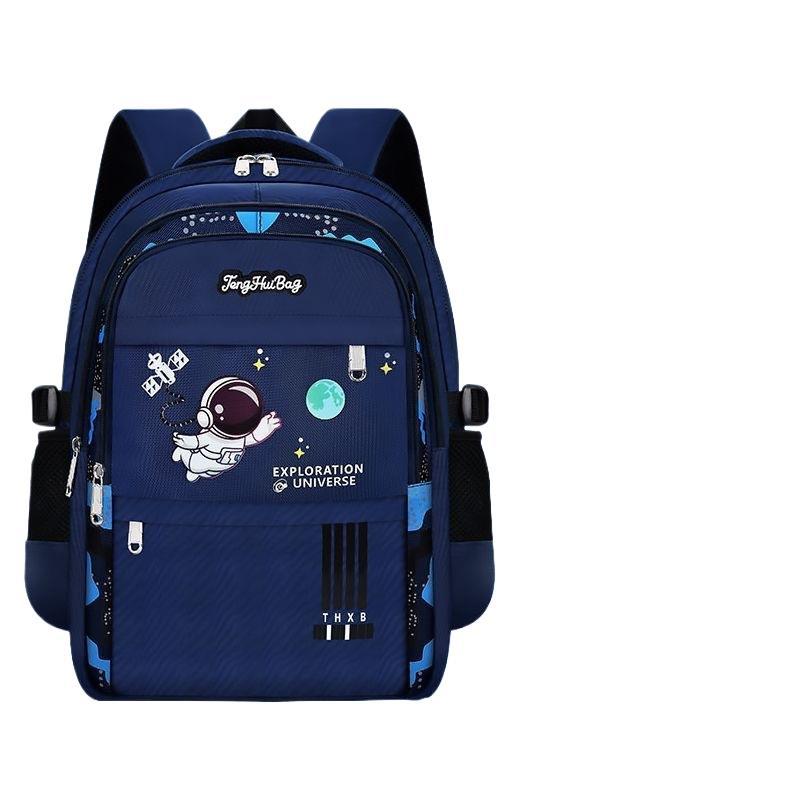 Ruggsäck Med Kreativt Astronautmotiv Og Allsidig Romslig Utstyr Skanto