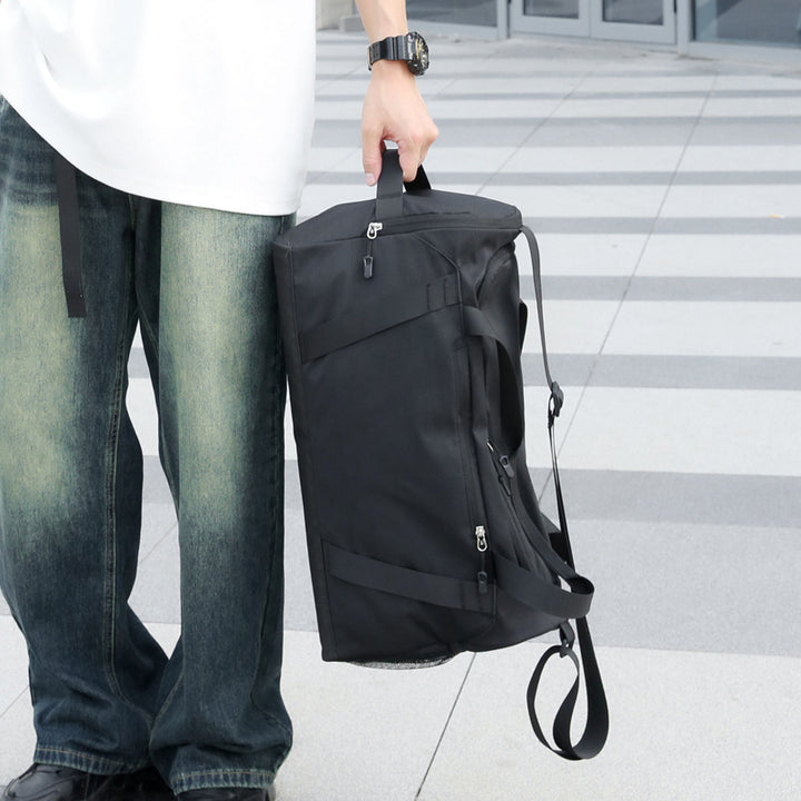 Multifunctional sport duffel bag with multiple zipper pockets Skanto