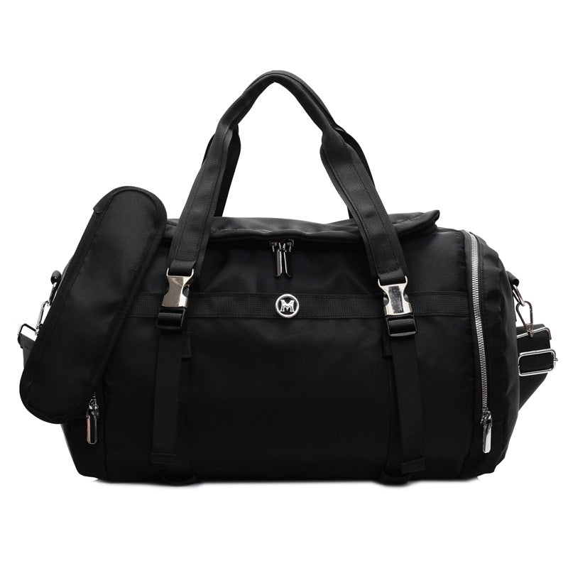 Sporty bag with multiple compartments and sturdy design Skanto