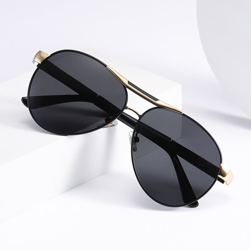 Damed elegante metall solbriller Skanto