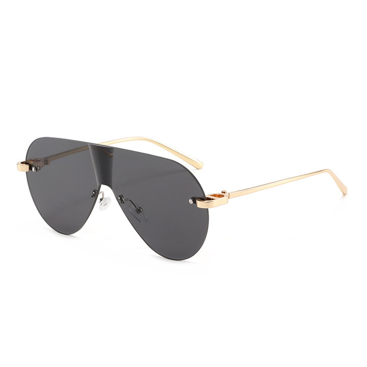 Women's Oversized Sunglasses in Modern Aviator Style Skanto