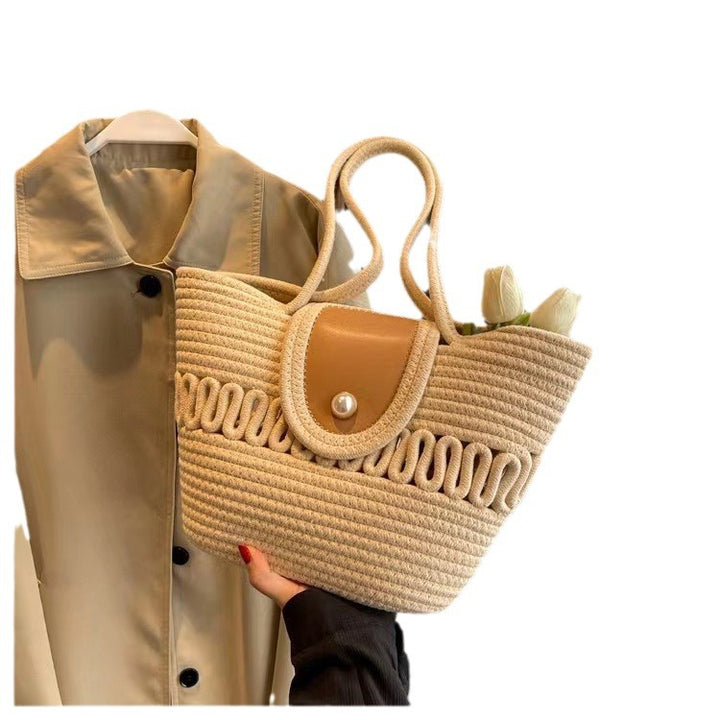 Handmade basket bag with elegant leather details Skanto