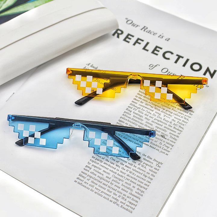 Dame kreativ solbrille i moderne stilelement Skanto