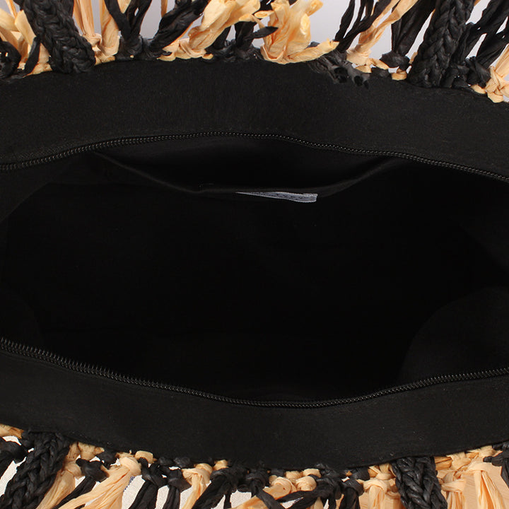 Basket bag with eye-catching geometric design Skanto