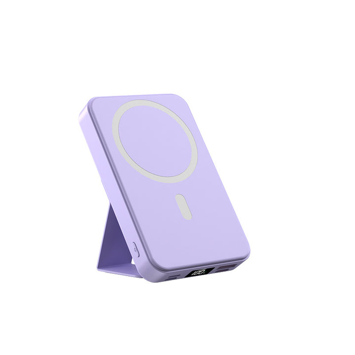 Bærbar trådløs powerbank med integrerte USB-kabler Skanto