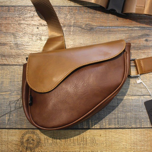 Elegant skulderveske med innovativ lukking Skanto