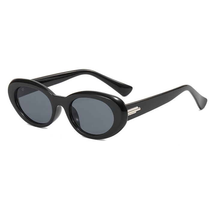 Dame elegant ovalformet solbrille med høykvalitets glass Skanto