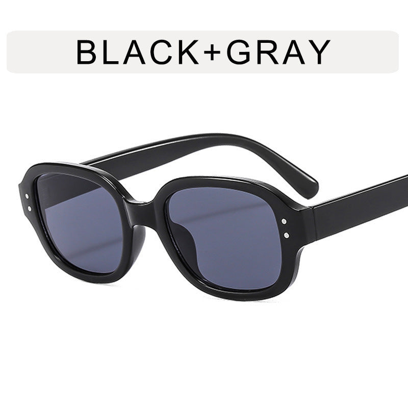 Damen modische solbrille med stor, firkantet ramme Skanto