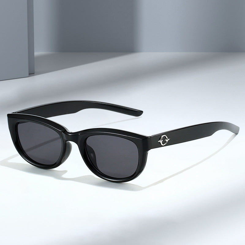 Damer Cat-Eye solbriller med robust ramme og UV-beskyttelse Skanto