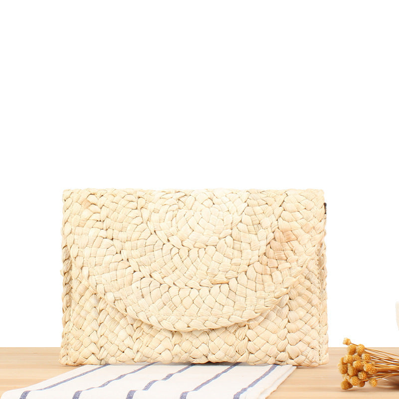 Handwoven Basket Clutch Skanto