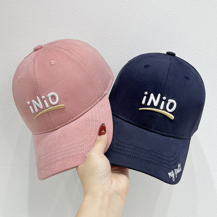 Kvinnebrodert casual caps Skanto