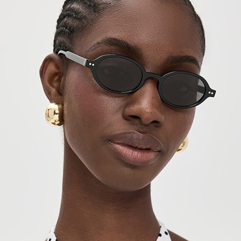 Women's modern oval sunglasses with unusual frame Skanto