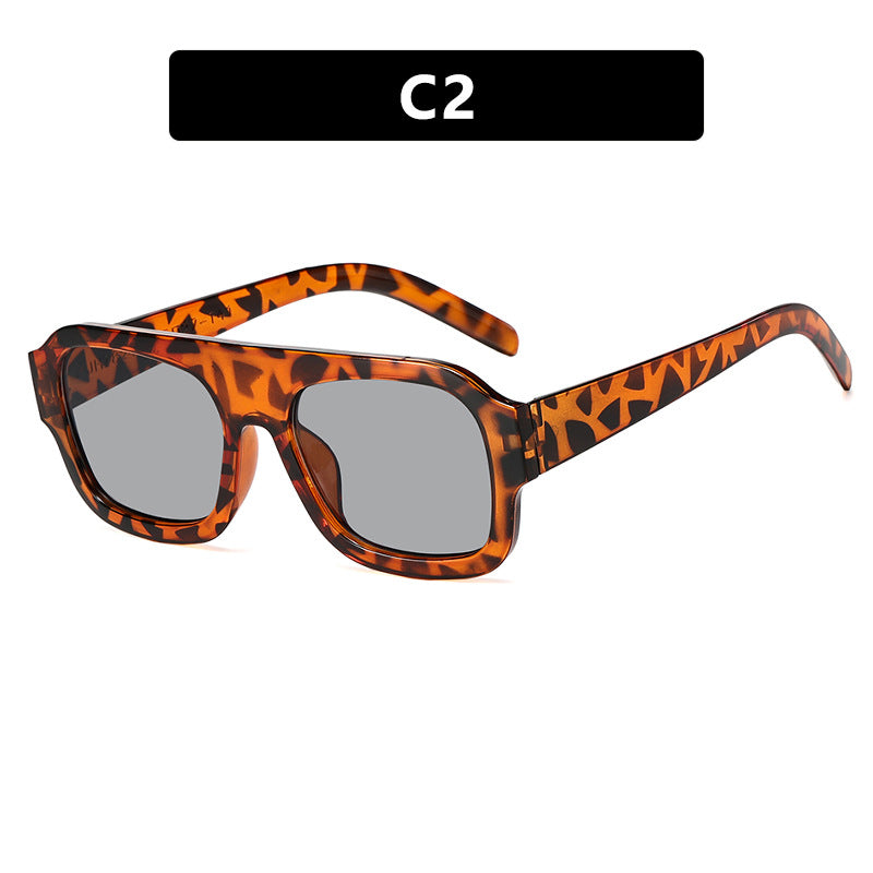 Women's fashionable square sunglasses with eye-catching animal print design Skanto