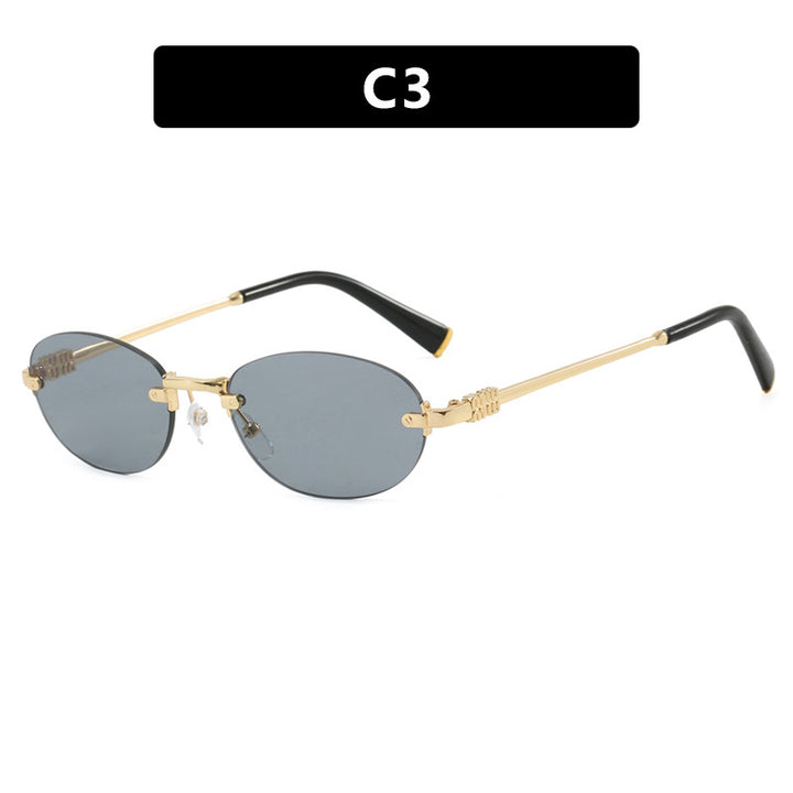 Women's Fashionable Sunglasses with Oval Frame and Elegant Accents Skanto