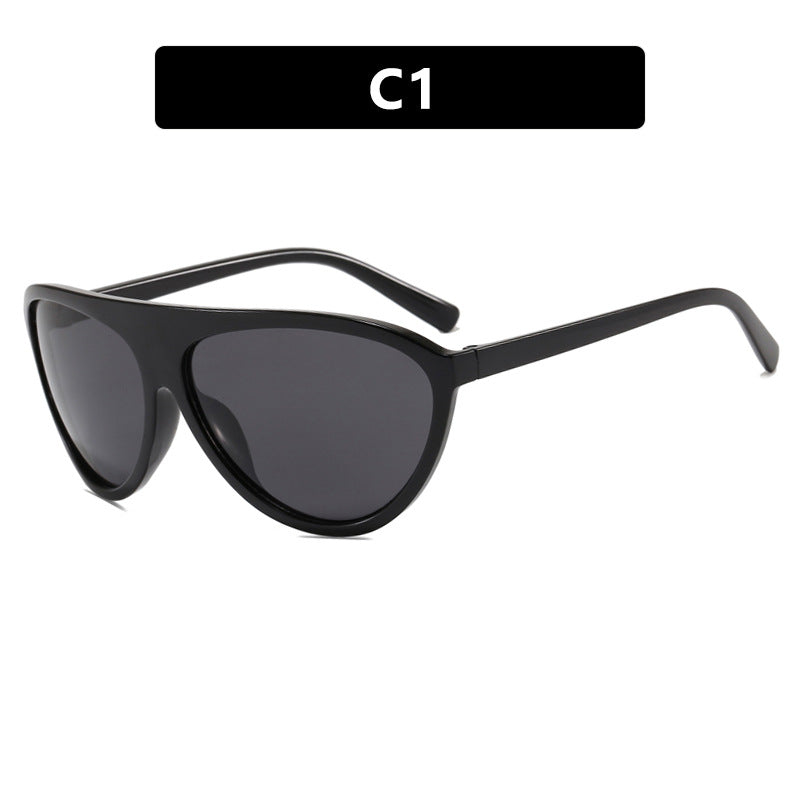 Women's Sporty Sunglasses with Modern Protective Design Skanto