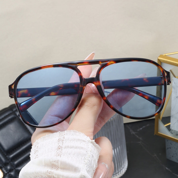 Dame Oversized Solbrille med sportslig design Skanto