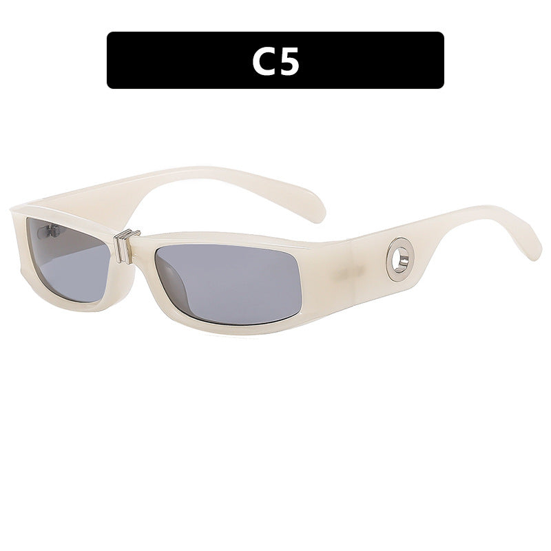 Women's fashionable sunglasses with protective UV filter and robust frame Skanto