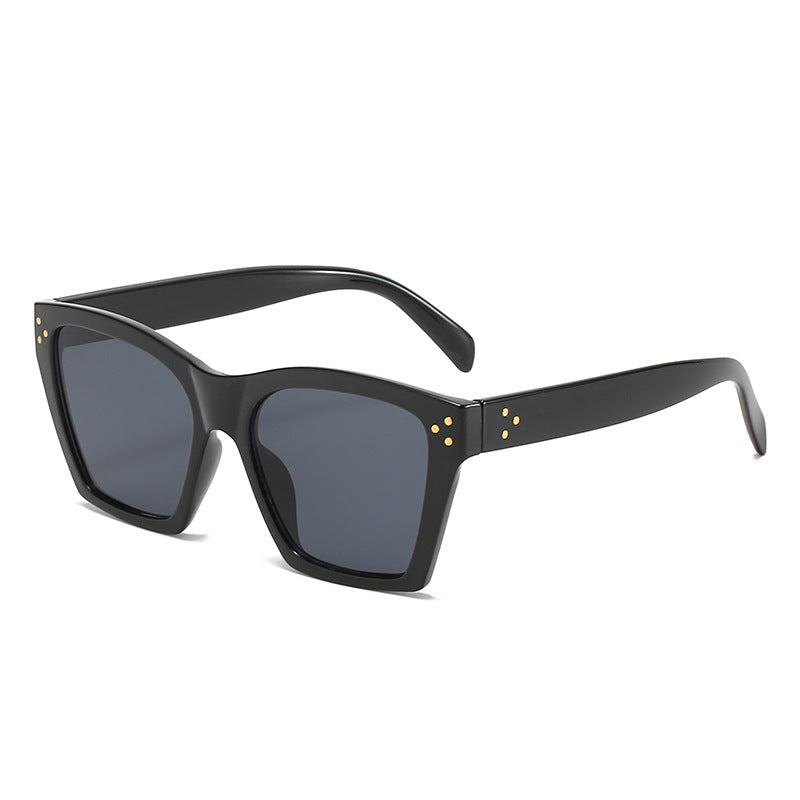 Dame stor moteriktig solbrille Skanto