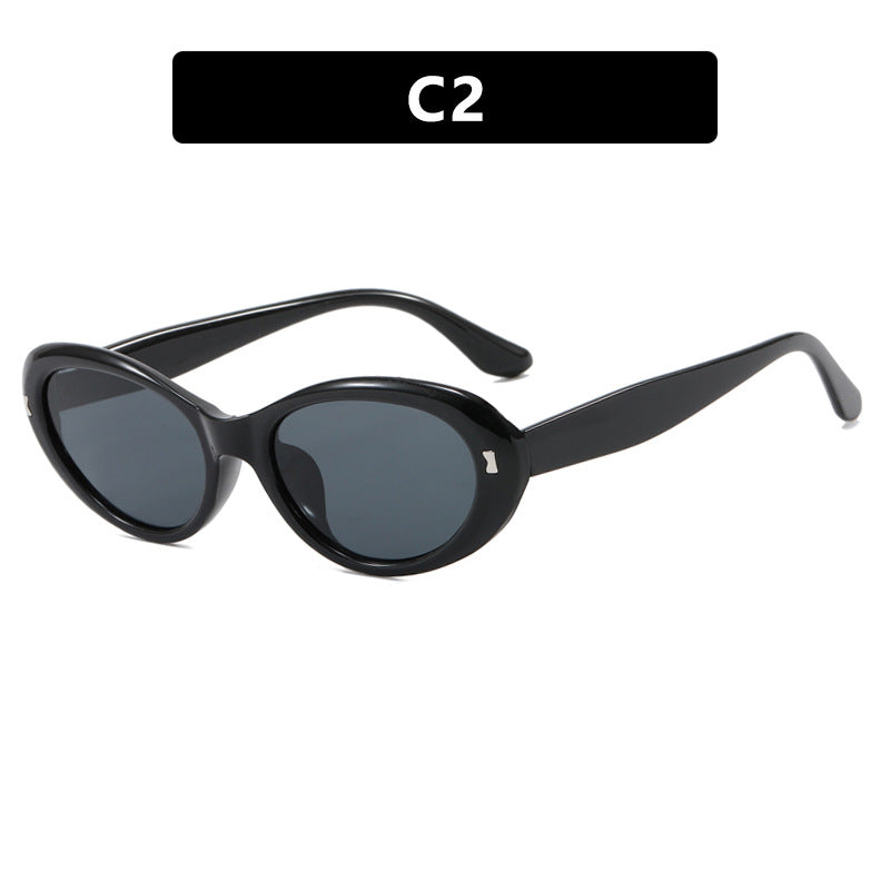 Women's Sunglasses in Elegant Retro Style Skanto