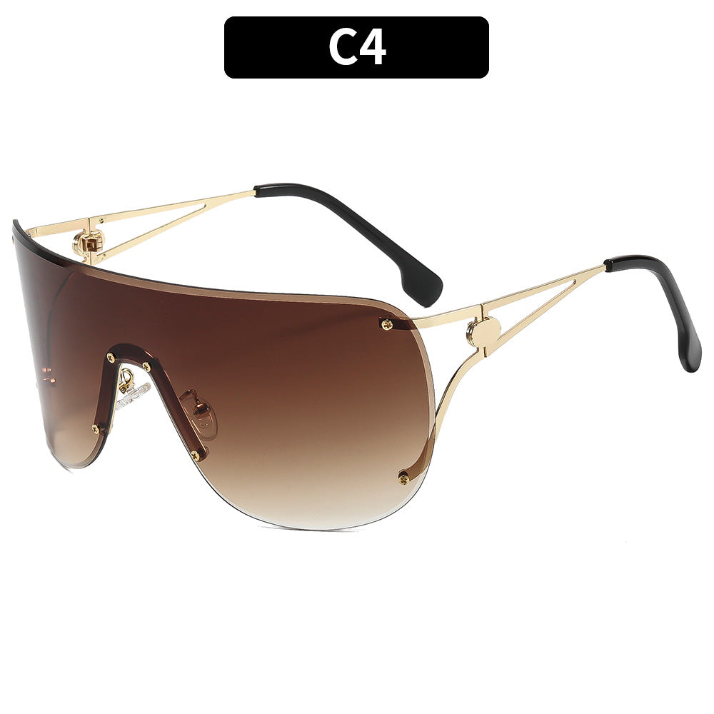 Dame visir-lignende solbrille med elegant metallramme Skanto