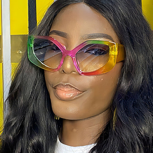 Women's eye-catching oversized sunglasses with fashionable color gradient Skanto