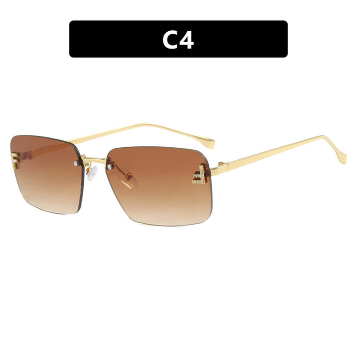 Women's square sunglasses with elegant gold frame and stylish lenses Skanto