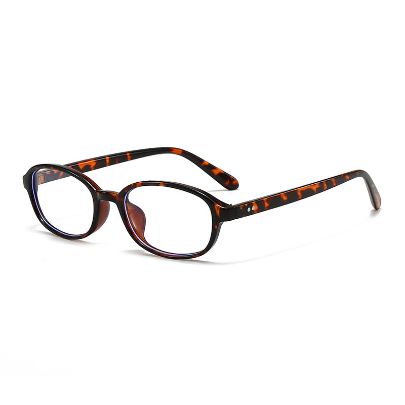 Women's stylish retro-style sunglasses with UV protection Skanto