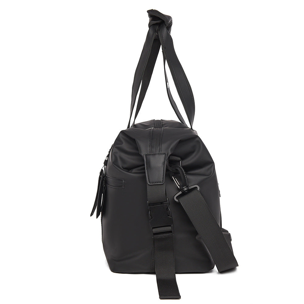 Sporty multibag with robust and water-repellent design Skanto