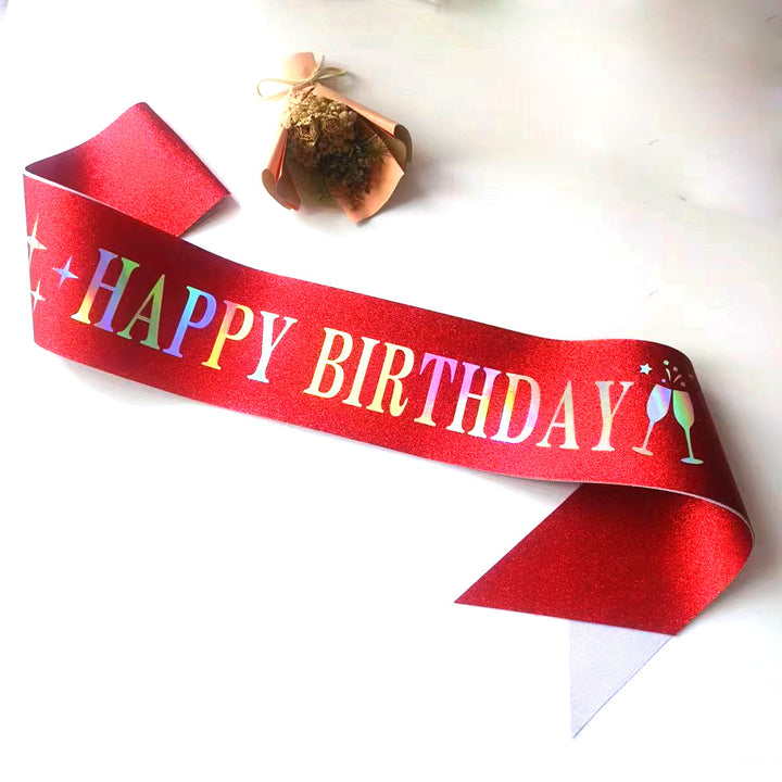 Dame Funkenkrone med "Happy Birthday" skrift Skanto