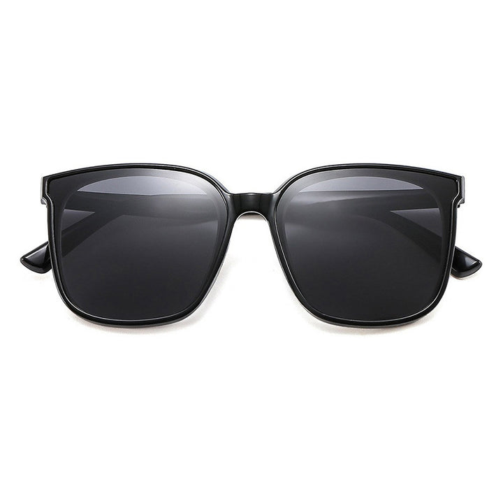Dame moderne kvadratisk solbrille med UV-beskyttelse og smale stenger Skanto