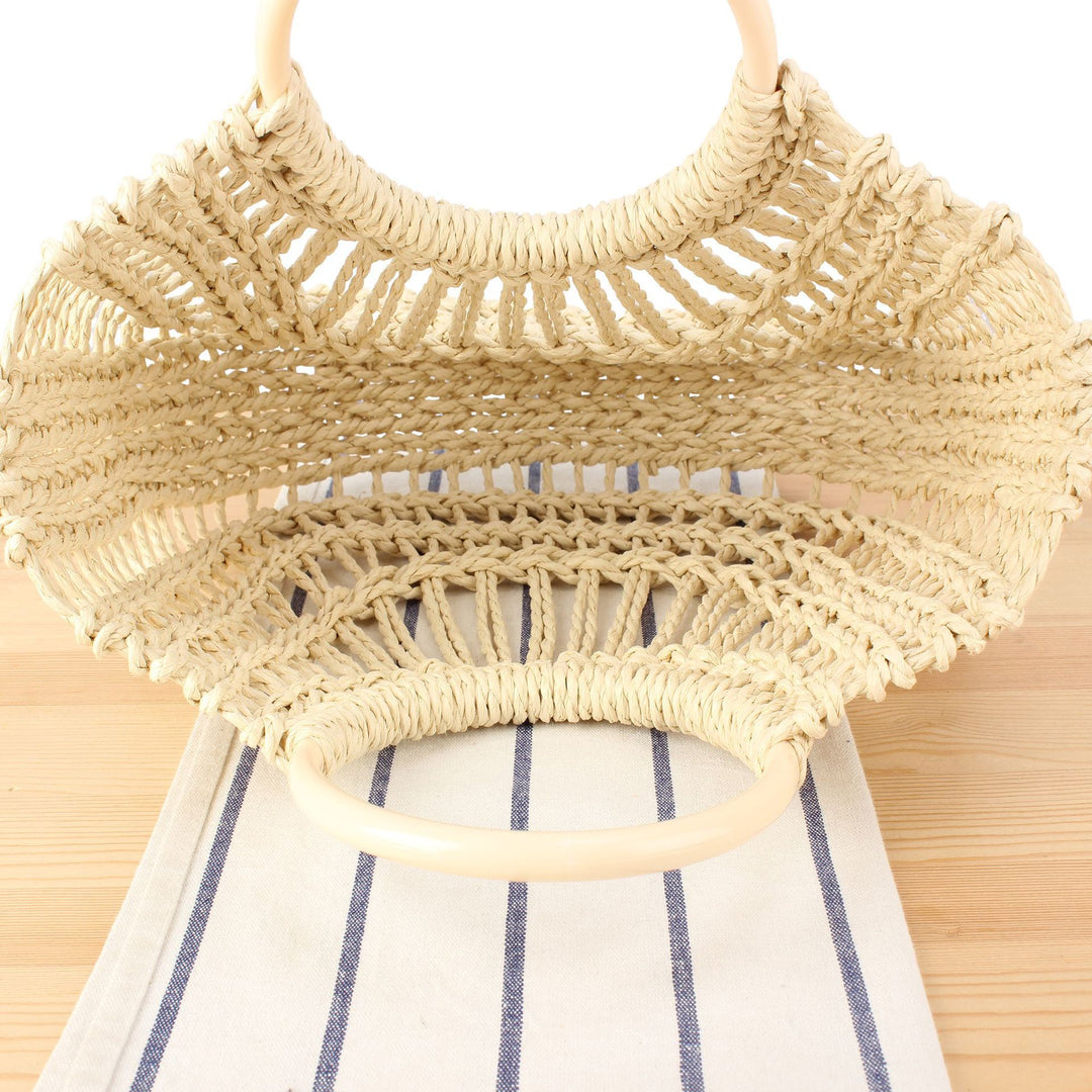 Handbag with Horizontal Weave and Practical Inner Pouch Skanto