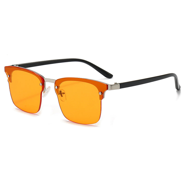 Dame moteriktig kvadratisk solbrille med robust ramme Skanto
