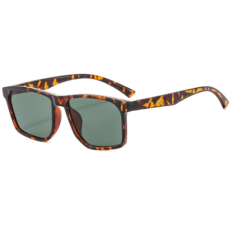 Dame trendy solbrille Skanto