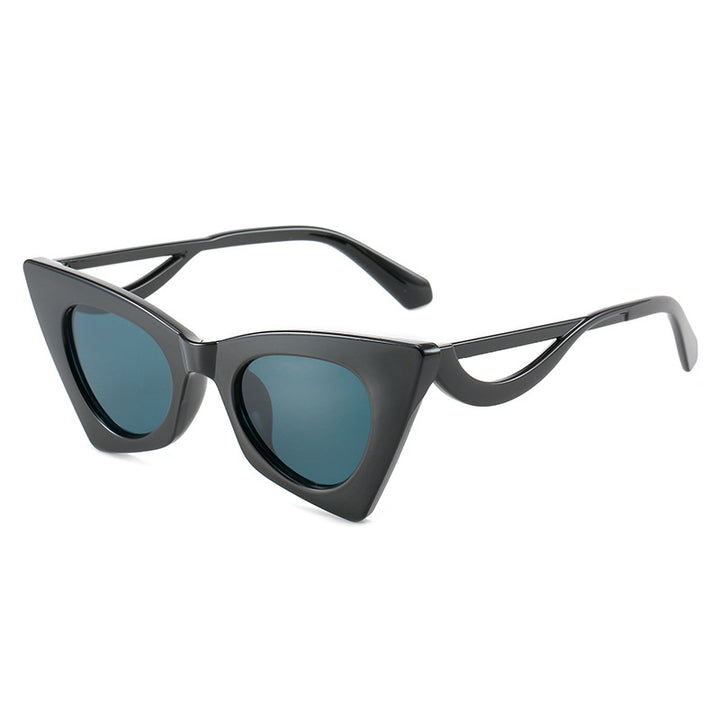 Dame Cat-Eye solbriller med elegante designelementer Skanto