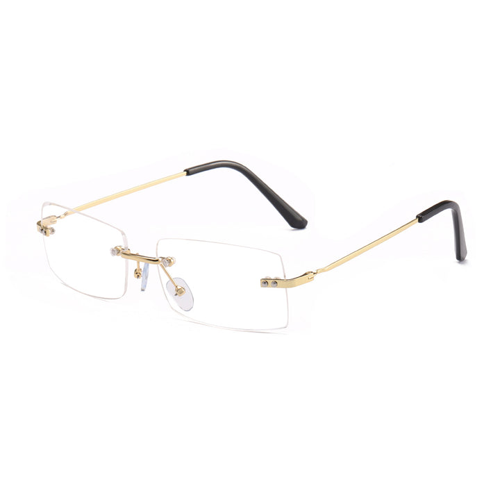 Dame moteriktig solbrille med elegant, filigranramme Skanto