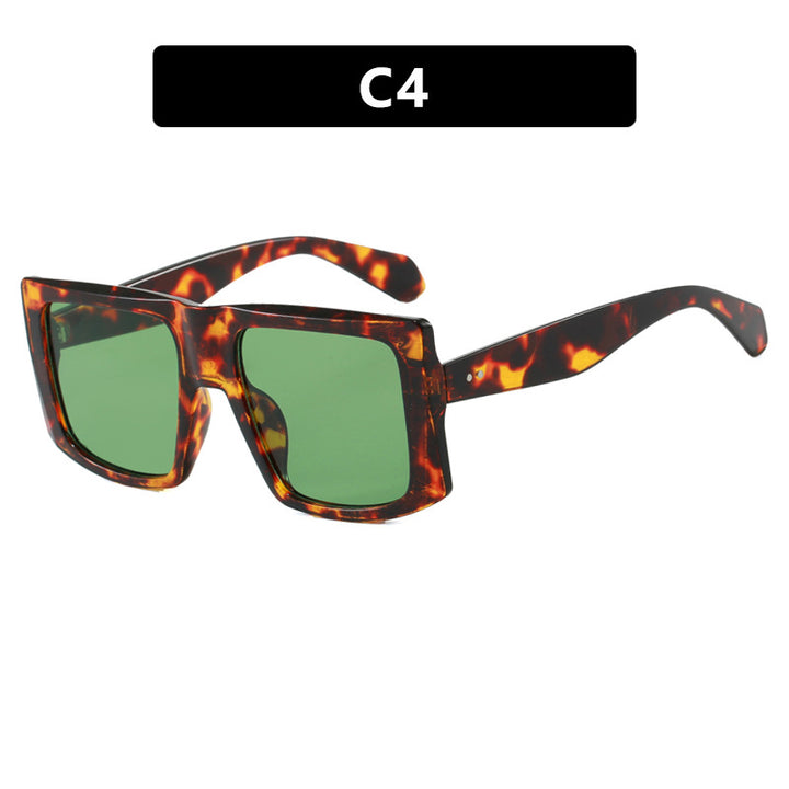 Women's square sunglasses with durable plastic frame and protective UV filter Skanto