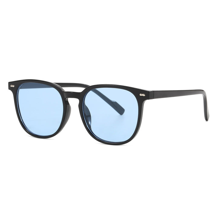 Women's fashion sunglasses with robust plastic frame and high-quality UV protection Skanto