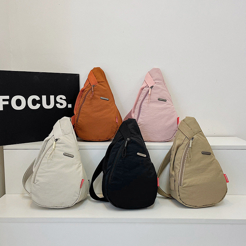 Praktisk Crossbody-veske med ergonomisk design og allsidige rom Skanto