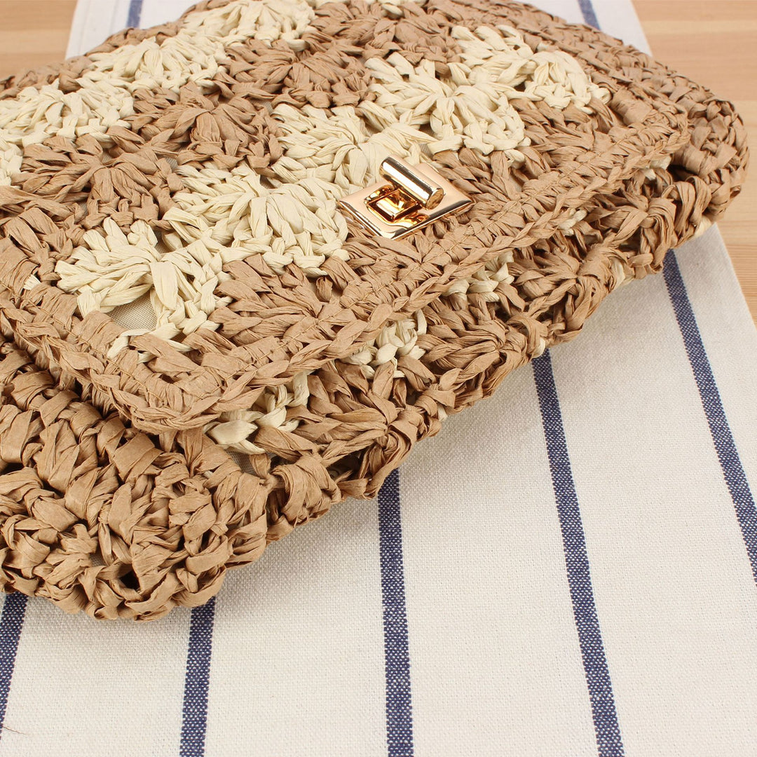 Shoulder bag made of handmade braided natural material with elegant closure Skanto