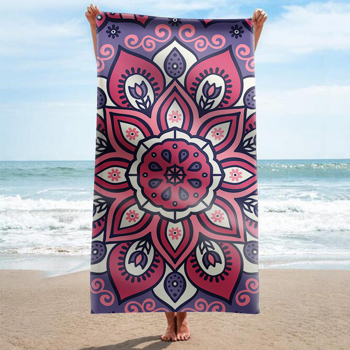 Strandhåndkle med kunstferdig mandala-design Skanto