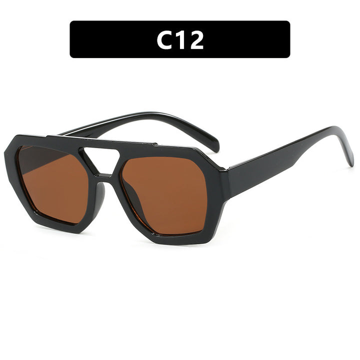 Dame geometrisk solbrille med luksuriøst design Skanto