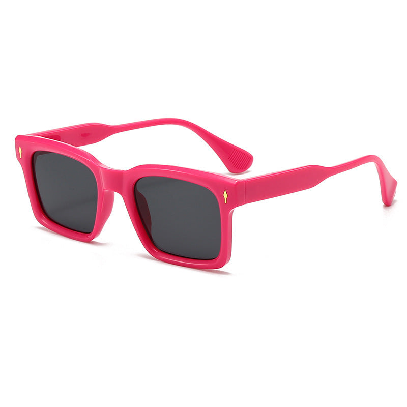 Dame Rektangulær Solbrille i elegant Skilpaddedesign Skanto