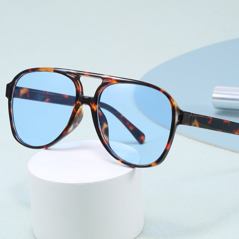 Dame Oversized Solbrille med sportslig design Skanto
