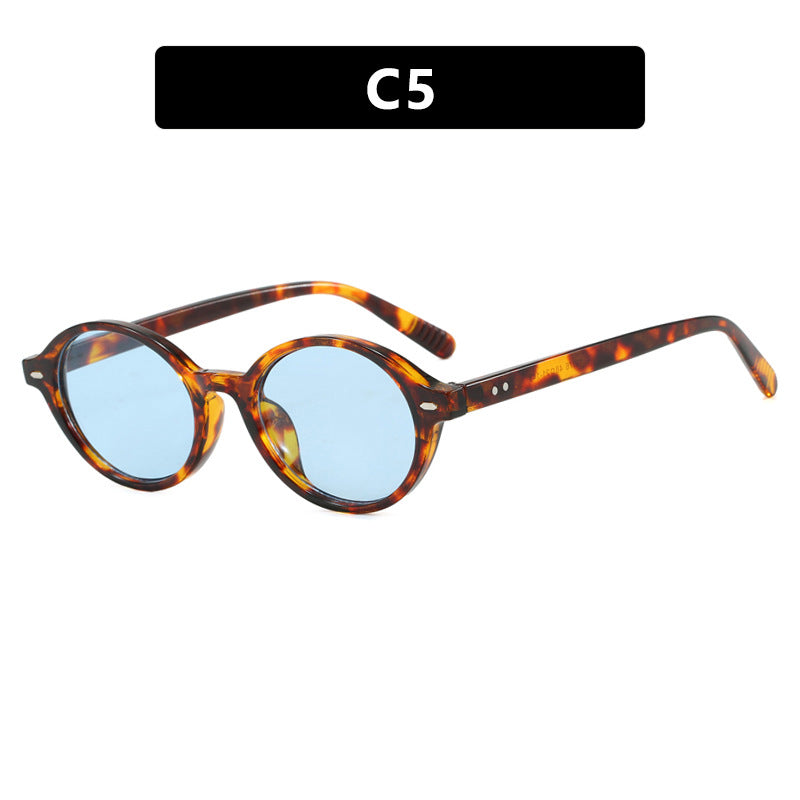 Women's round sunglasses with modern design and polarized lenses Skanto